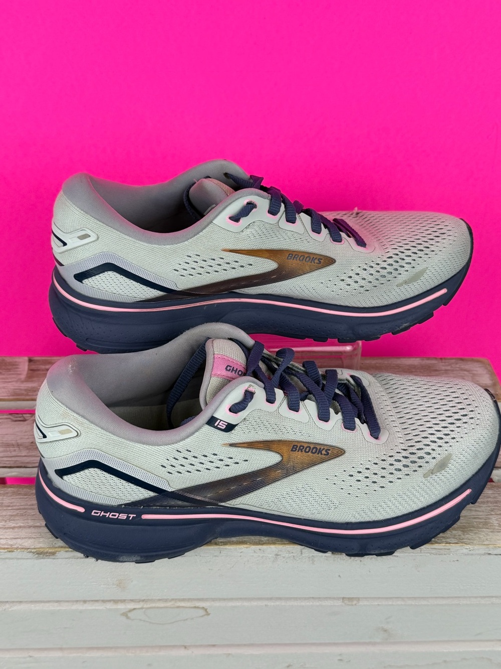 Brooks Ghost 15 women's running shoes athletic size 7 Wide - Picture 3 of 13